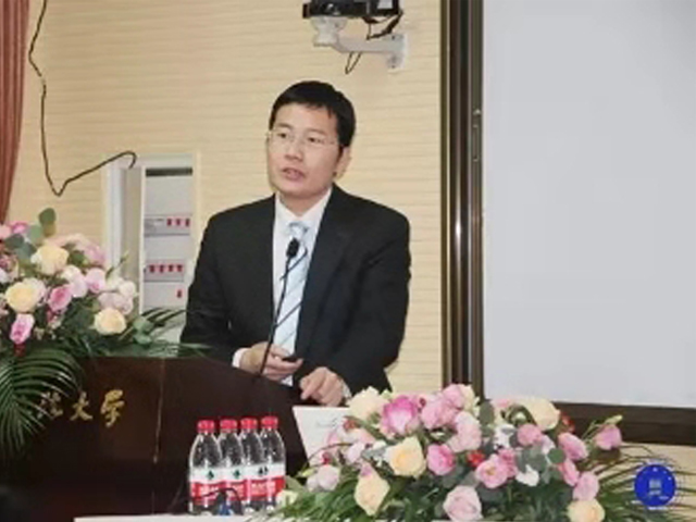 劉豔鋒律師.jpg 劉豔鋒律師.jpg