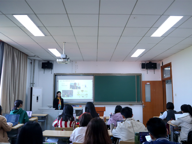 何青葉律師1.jpg 何青葉律師1.jpg