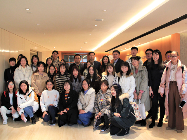 合影.jpg 合影.jpg