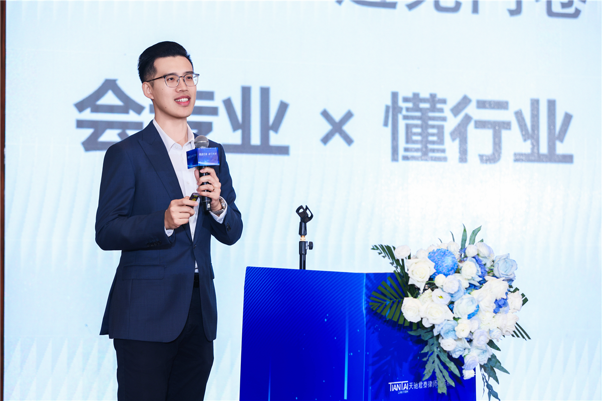 黃LLLL1185.jpg 黃LLLL1185.jpg